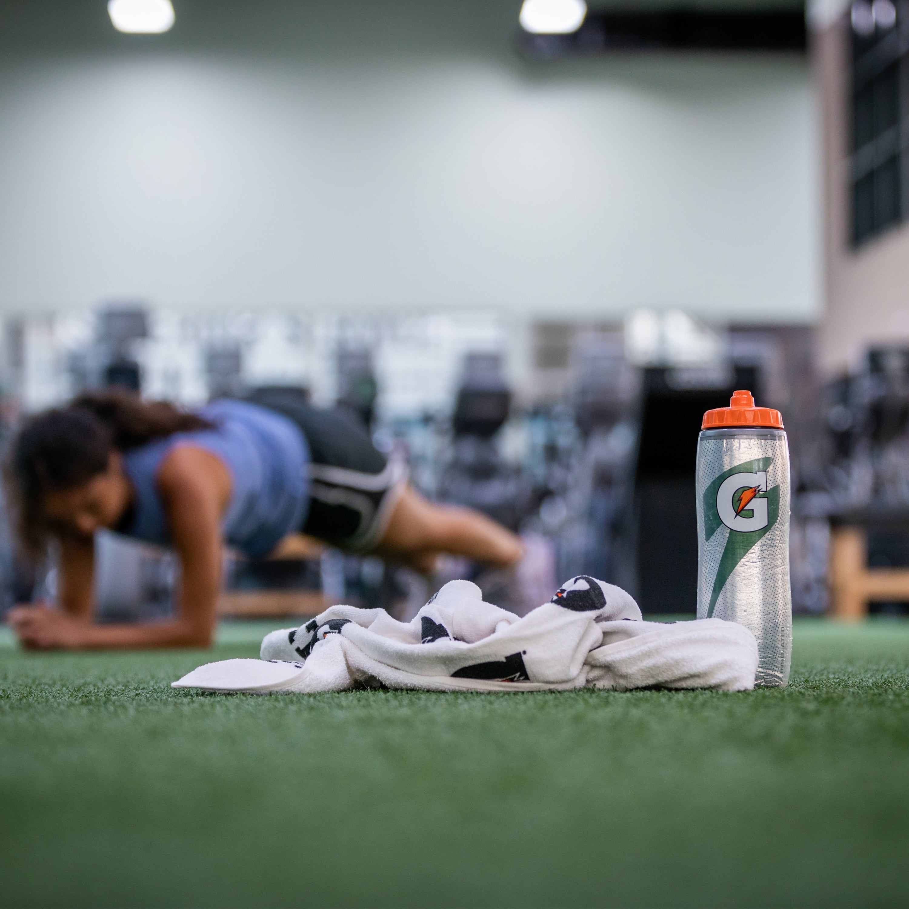 (2 Pack)  Insulated Sports Squeeze Water Bottle with Contour Form for Grip, 30 Oz