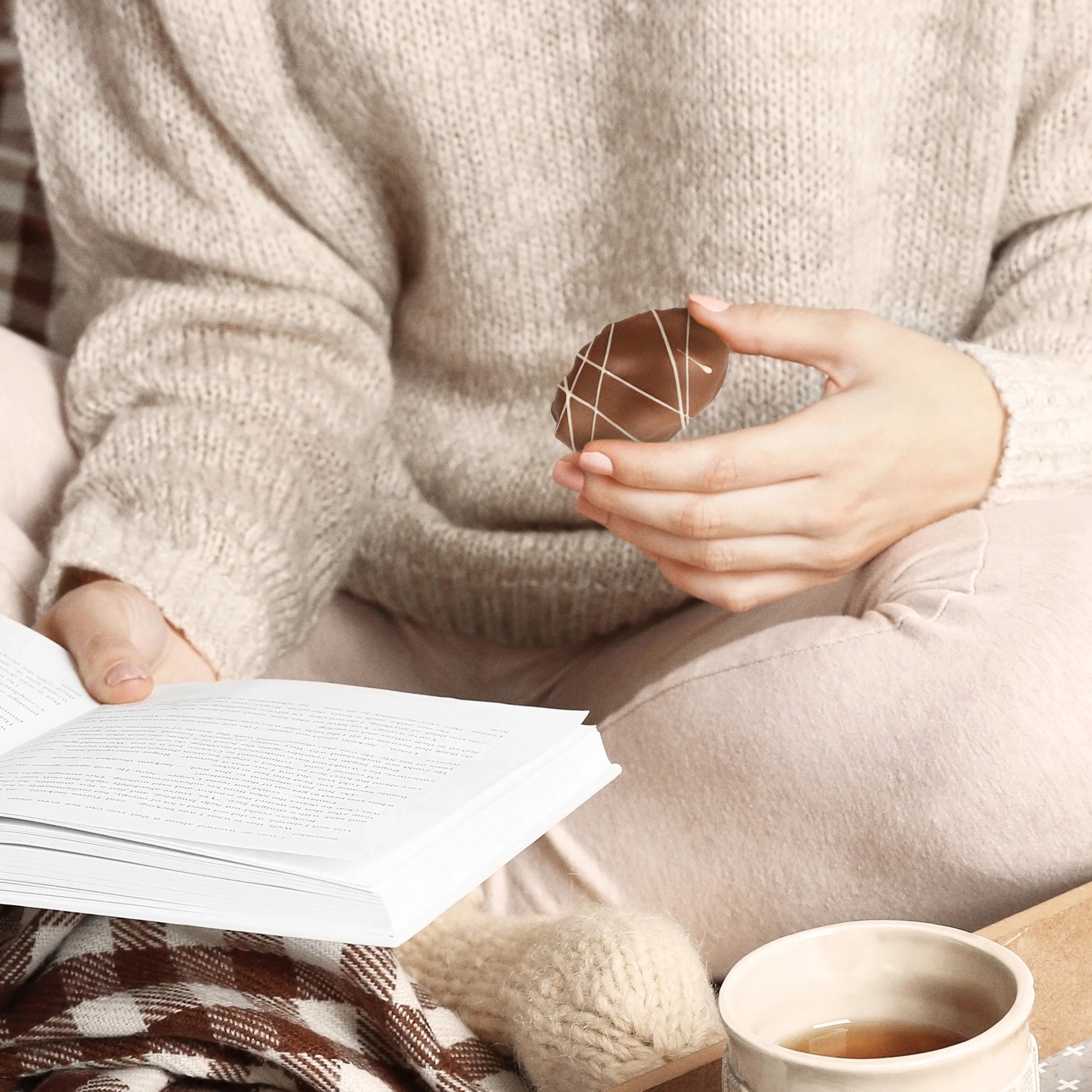 Bake Shop Cookie Bark, Chocolate Chip Cookies with Milk Chocolate & White Chocolate, 5 Oz